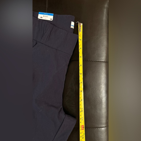 Ladies Columbia Pants - Picture 12 of 12